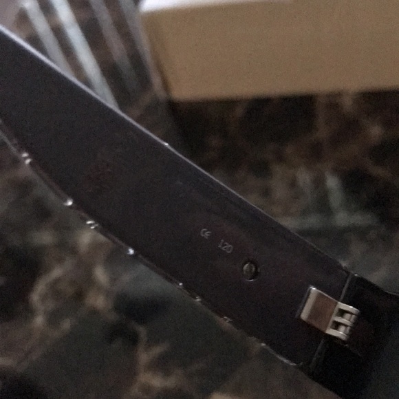 Coach sunglasses with large case - Picture 6 of 10